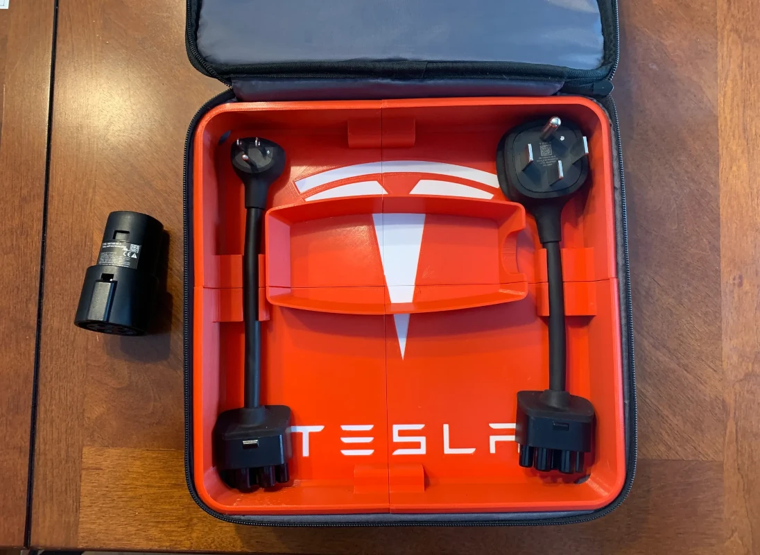 Tesla Case 3D